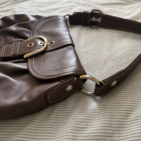 Coach Pleated Brown Leather Shoulder Buckle Bag - Picture 8 of 15